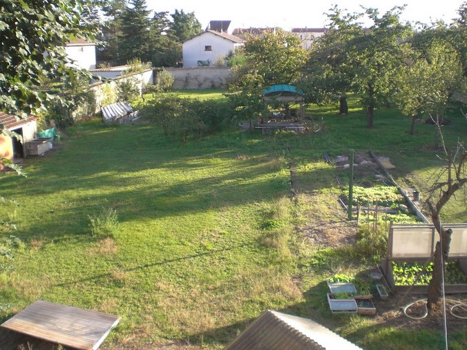 vue sur le jardin sans vis à vis appartement roanne